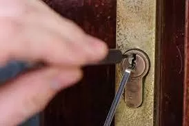 Ouverture de porte
