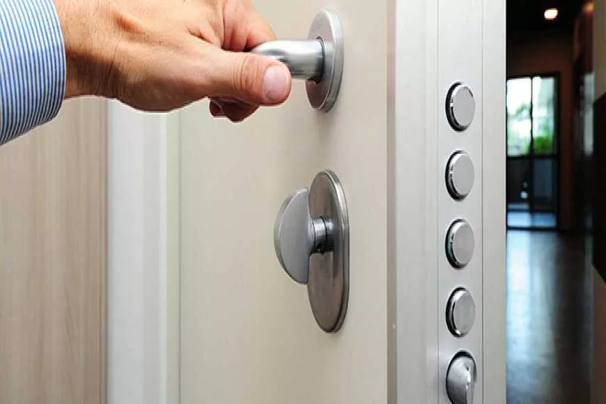 serrure porte d'entrée