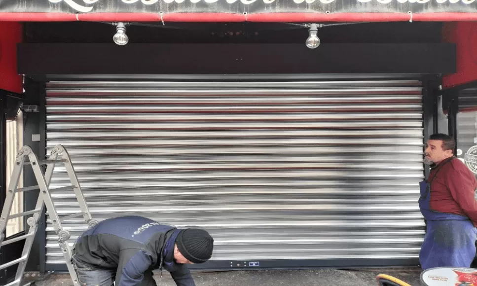 dépannage rideau métallique Les Essarts le Roi