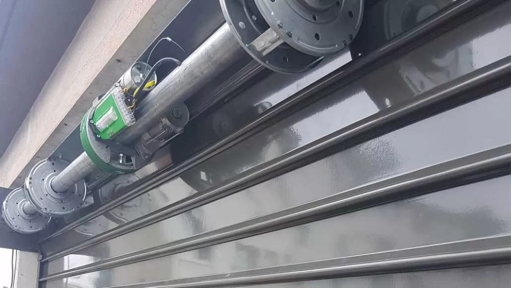 motorisation rideau metallique a Paris 4