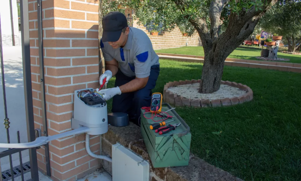 techniciens spécialisés en entretien portail automatique 93