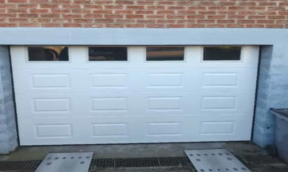 Réparation porte de garage électrique Corbeil Essonnes