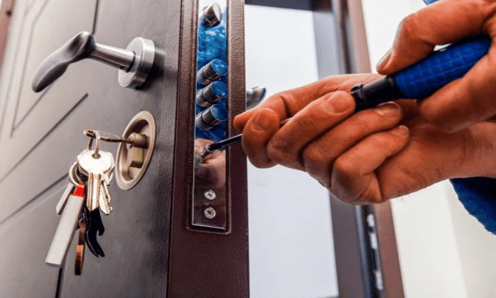 Changement de serrure de porte d’entrée