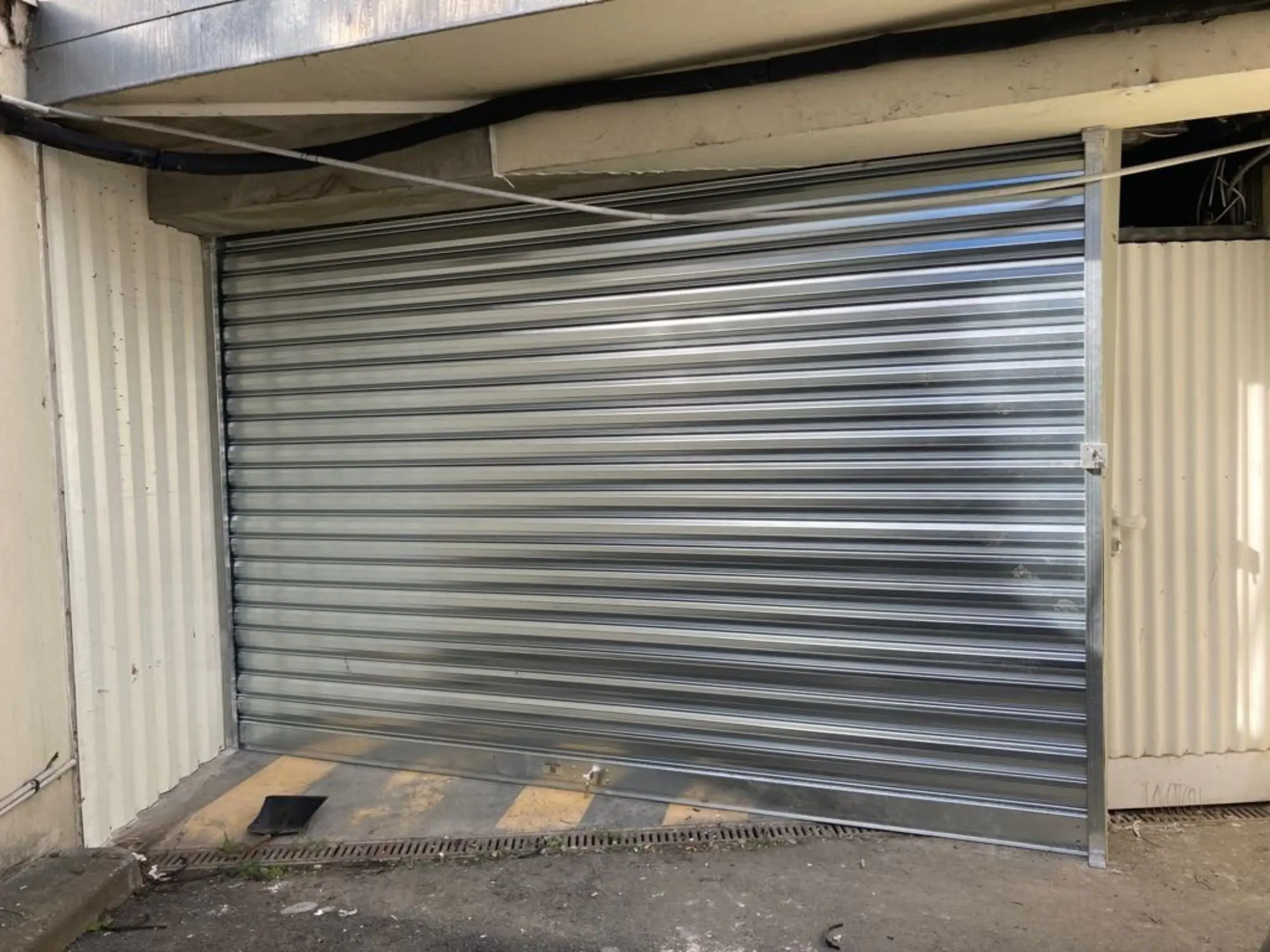 Rideau metallique en panne