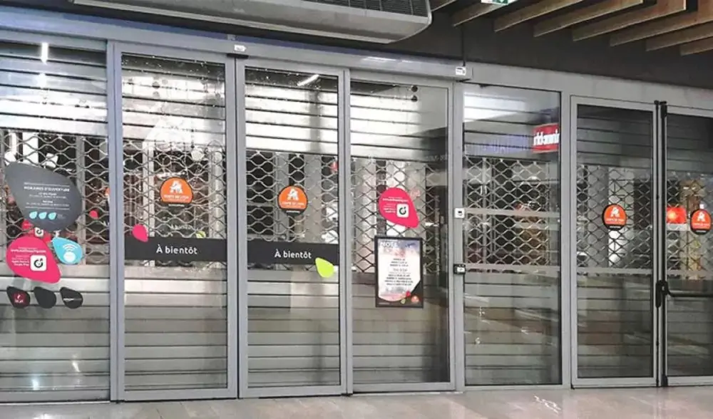 Motorisation rideau metallique Paris 3