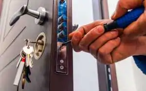 Serrurier blindage de porte