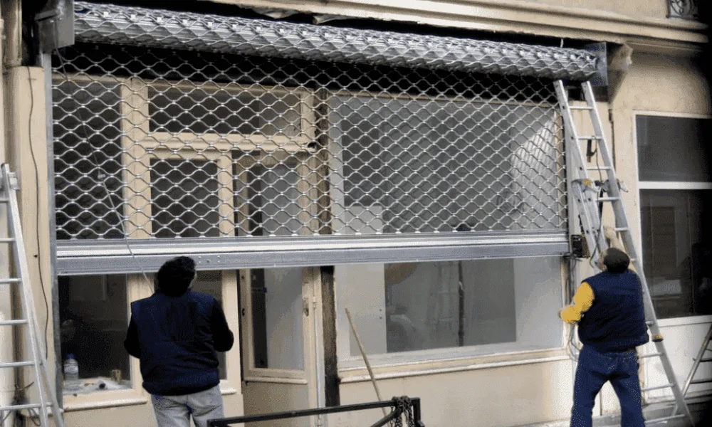 déblocage d'une grille metallique Sivry Courtry