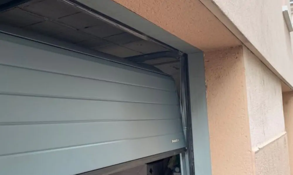 depannage porte sectionnelle Mours