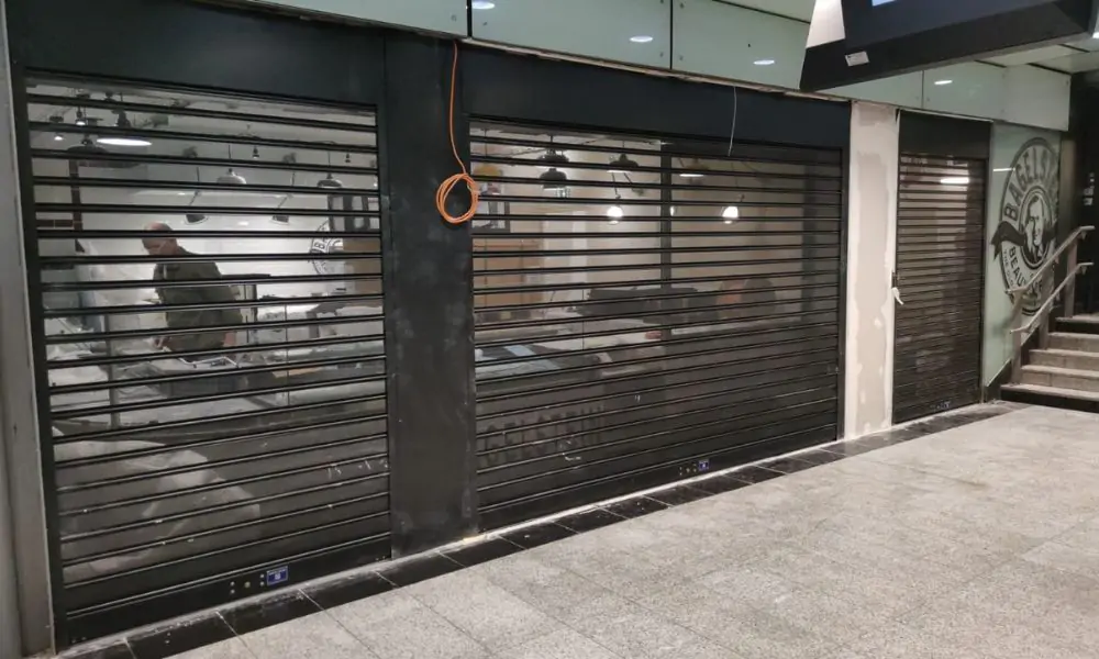 déblocage rideau métallique Guignes