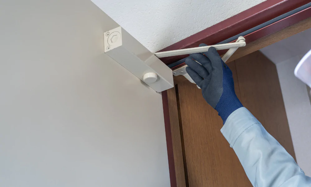 Service maintenance porte automatique Val-de-Marne par MGParis