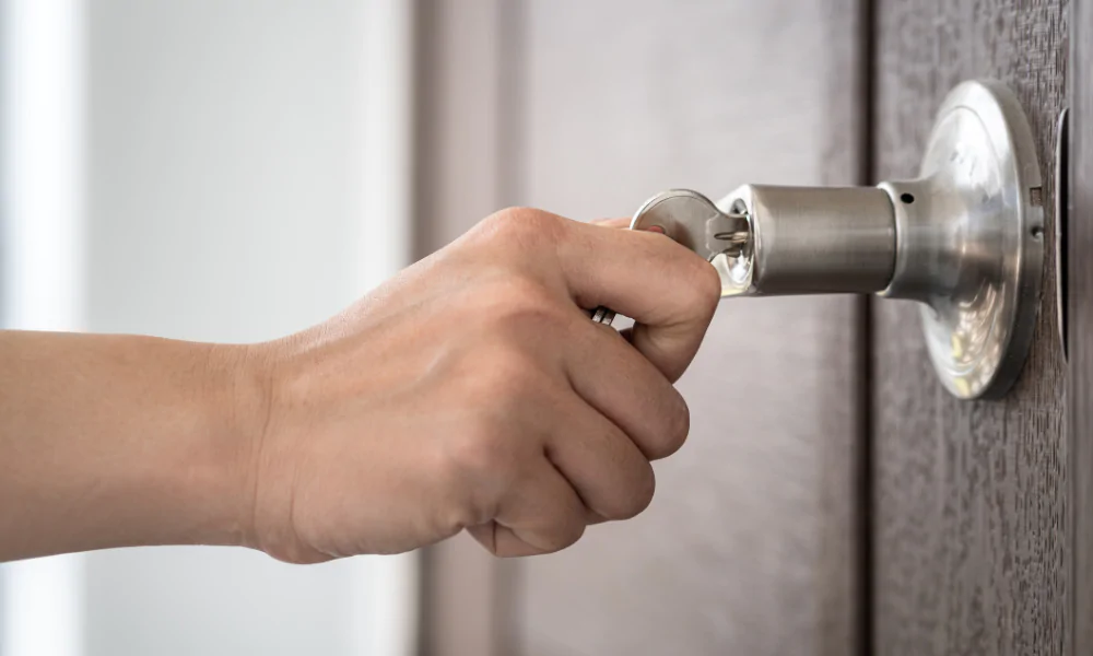 serrure bloquée clé ne tourne pas