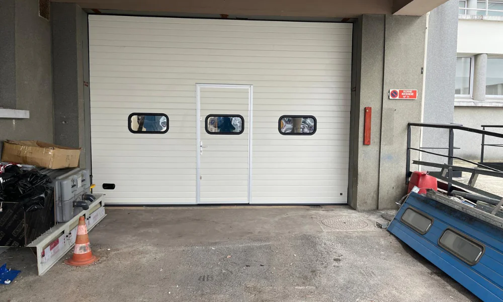 déblocage porte industrielle