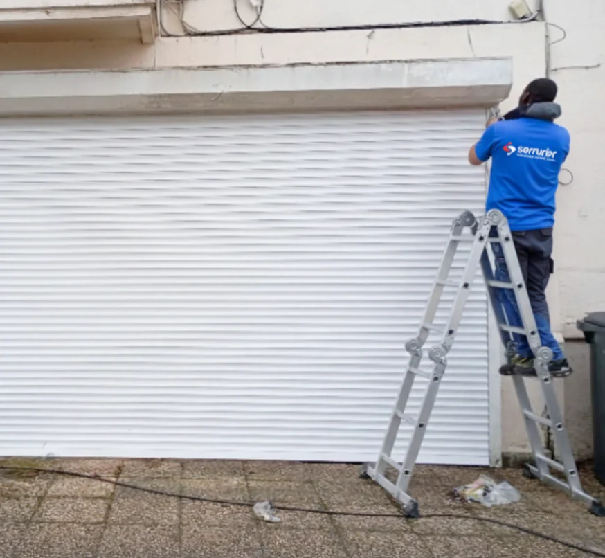 Réparation rideau métallique de commerce à Savigny-le-Temple (77176)