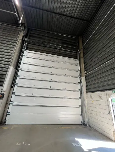 Réparation porte industrielle à Villeneuve Saint Georges