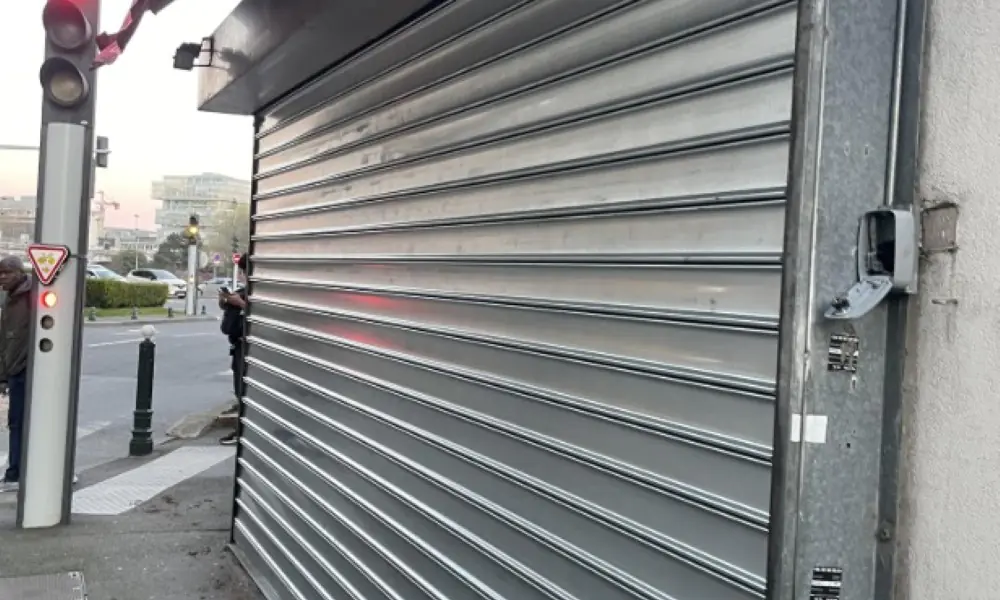 Déblocage rideau métallique Roinville