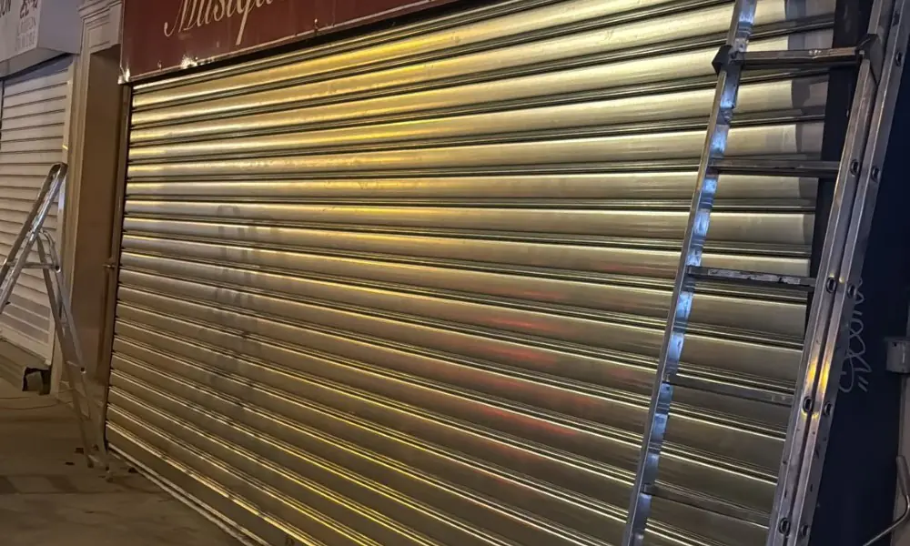 Dépannage rideau métallique Villiers-le-Bâcle