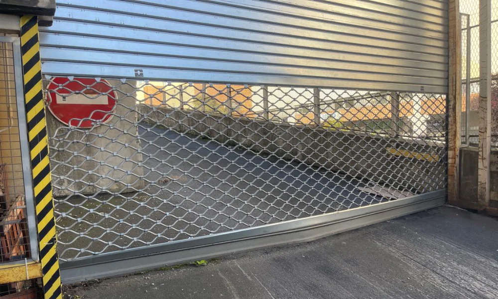 Réparation rideau métallique mixte Paris 18eme