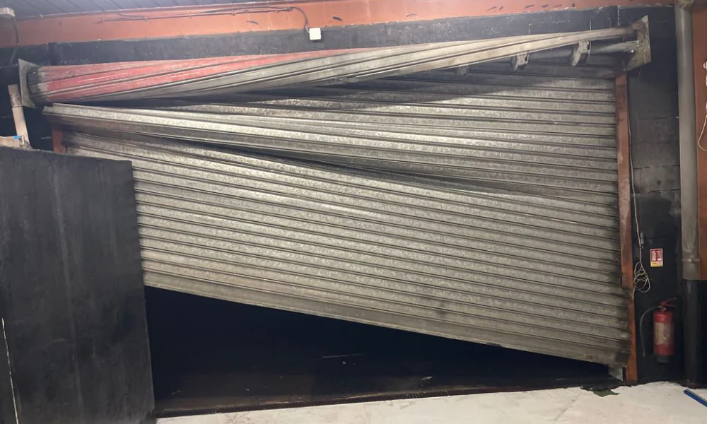 Dépannage rideau métallique 75 - expert local dispo 24h24 pour dépannage rideaux métalliques