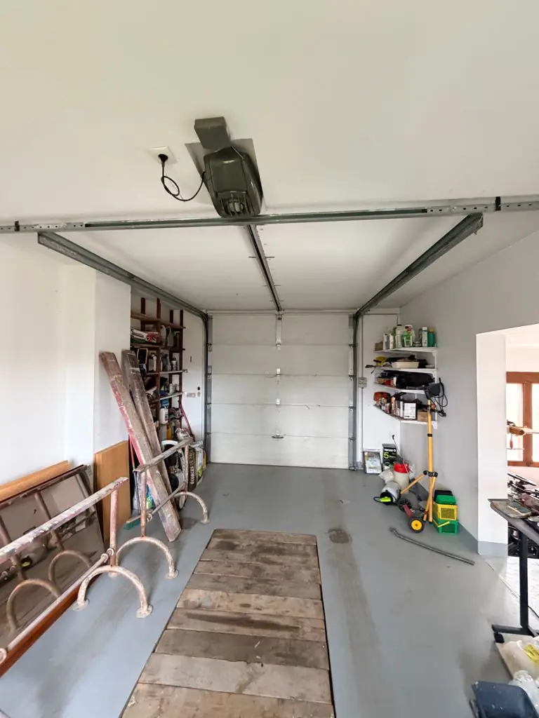  avant : porte de garage en panne