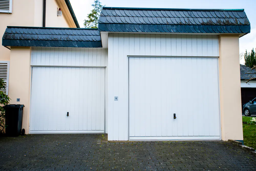 Portes de garage basculantes