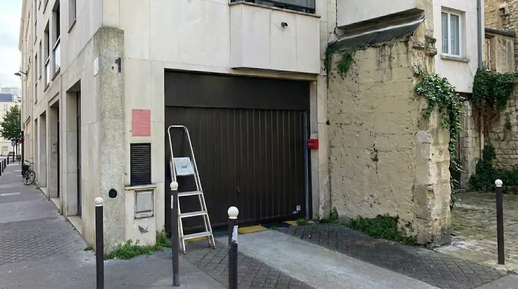 Réparation porte de garage basculante Montchauvet