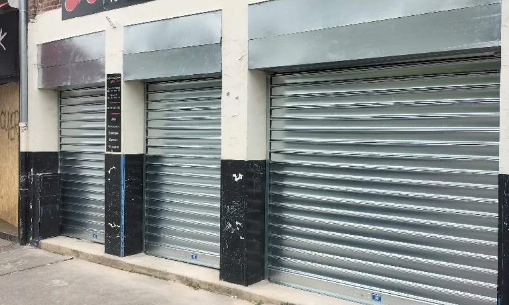 Réparation rideaux métalliques sur l'écoquartier des Roseaux à Montévrain